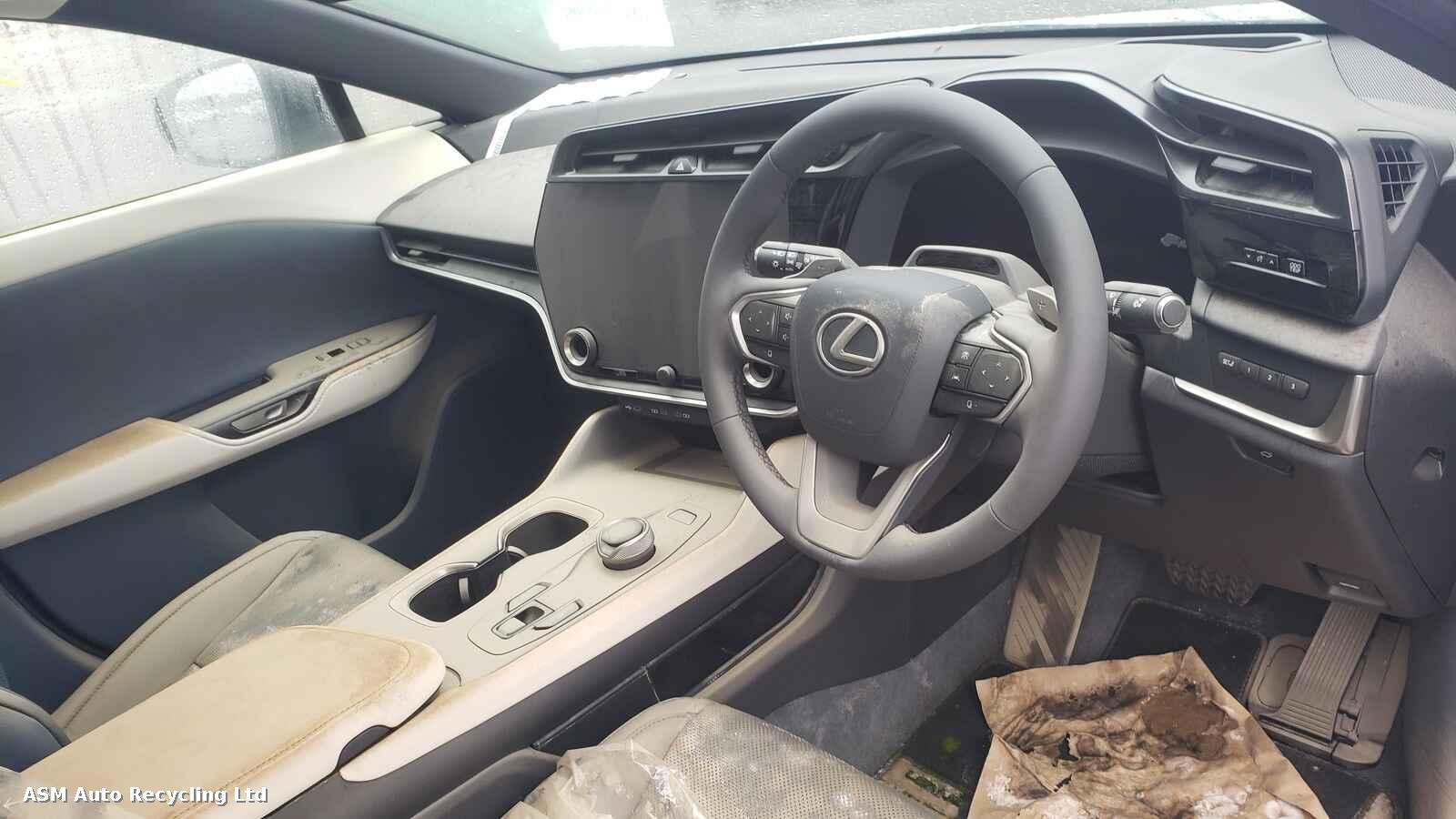 View Auto part Lexus Rz Series 2023 5 Door Estate Breaking