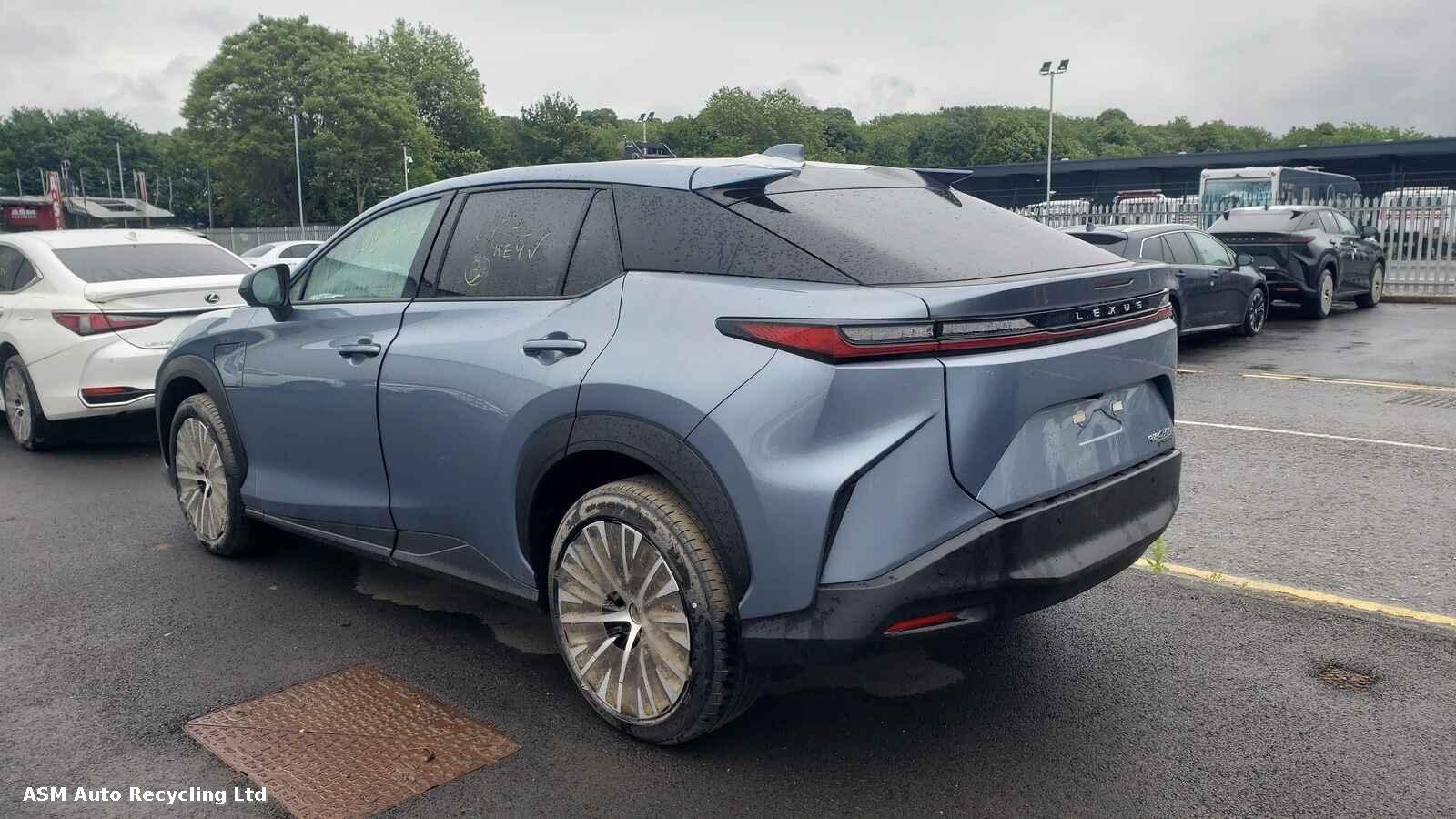 View Auto part Lexus Rz Series 2023 5 Door Estate Breaking