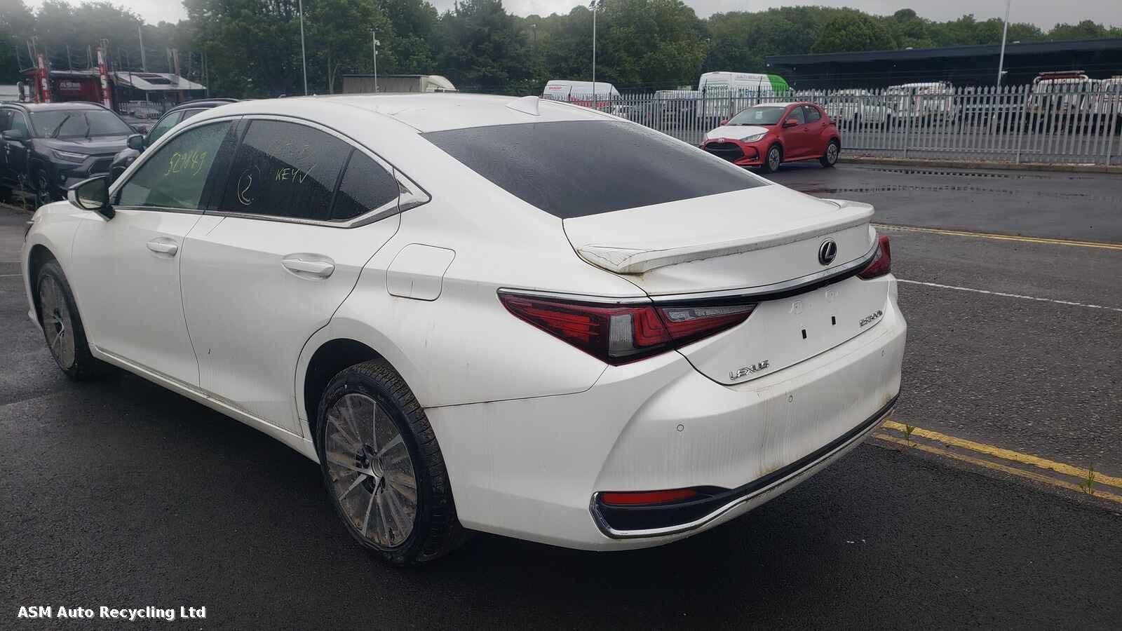 Lexus Es Series 2023 4 Door Saloon Breaking View Auto part Lexus Es Series 2023 4 Door Saloon Breaking