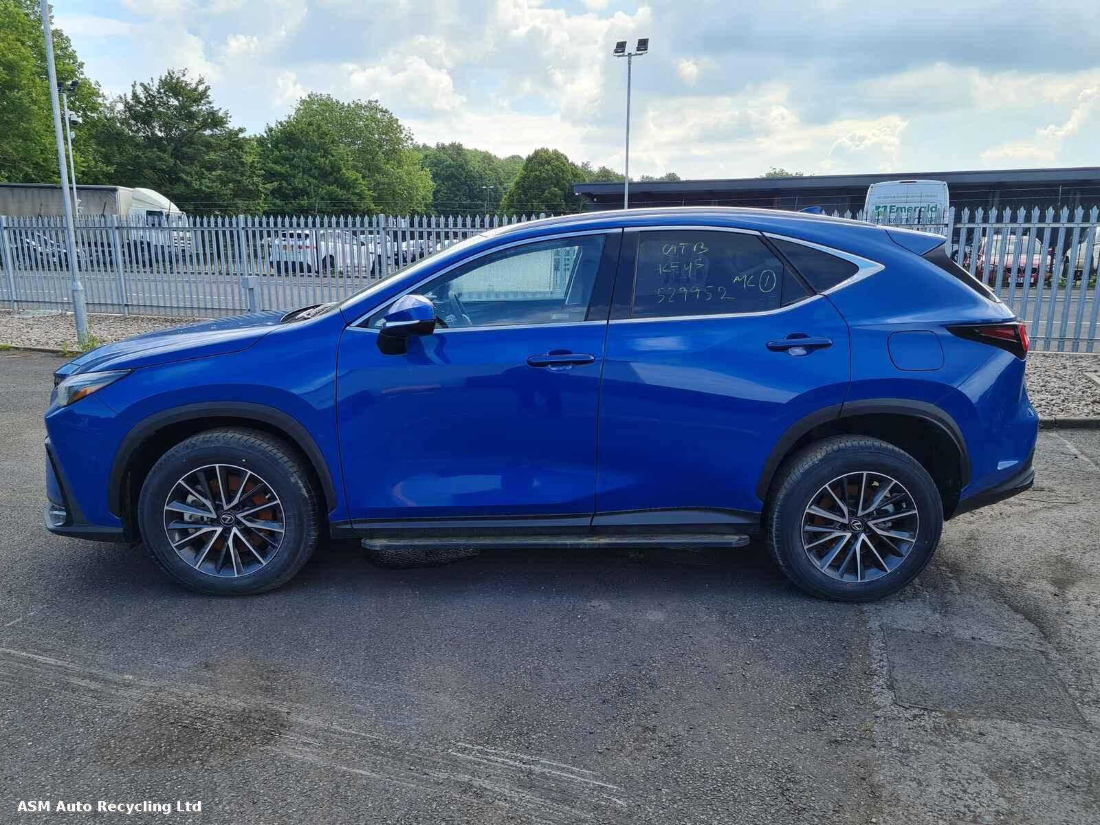 View Auto part Lexus Nx Series 2023 5 Door Estate Breaking