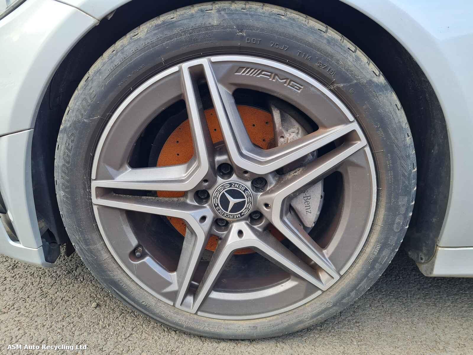 View Auto part Mercedes C Class 2020 4 Door Saloon Breaking
