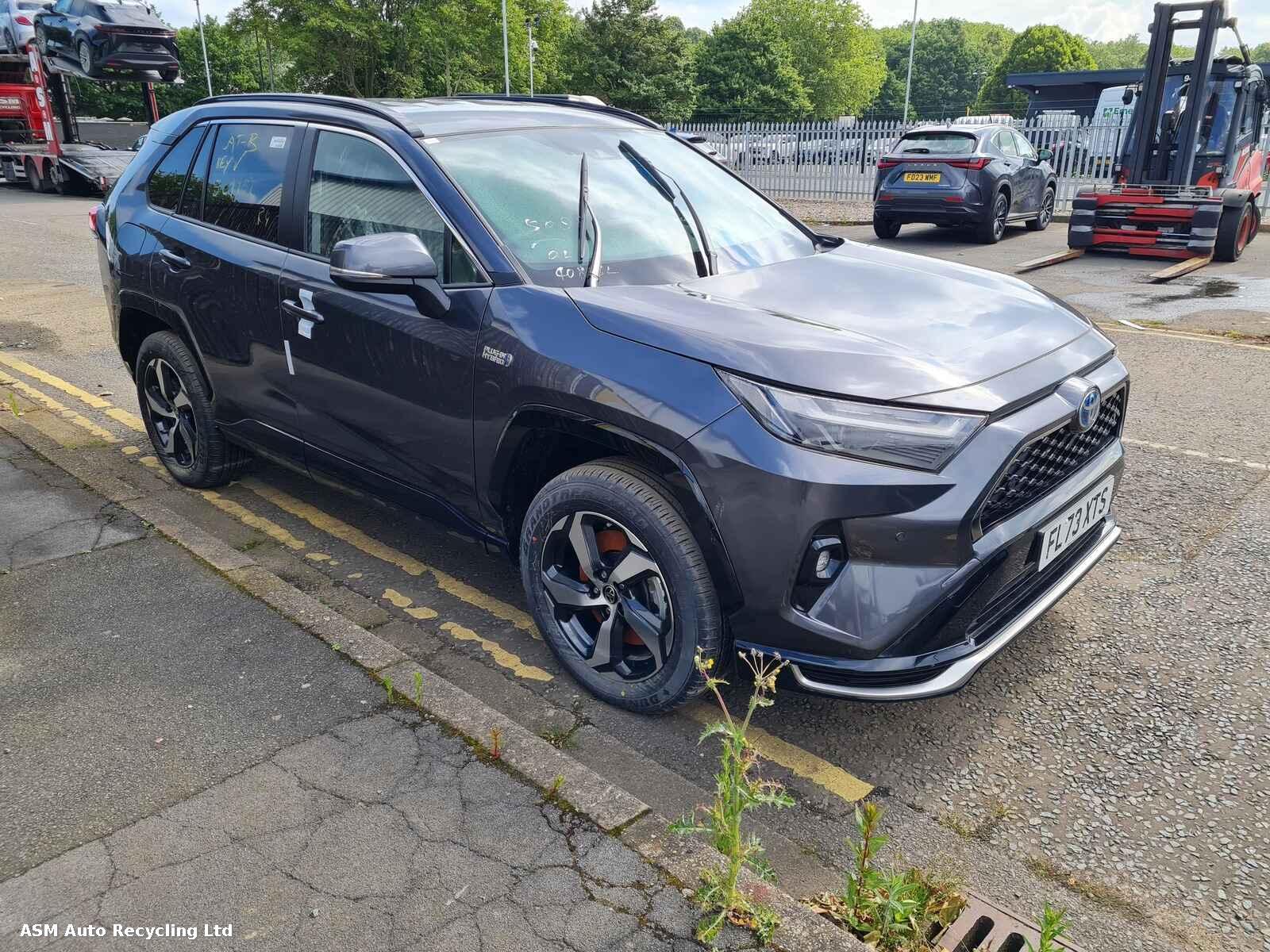 Image for a Toyota Rav 4 2023 5 Door Estate Breaking