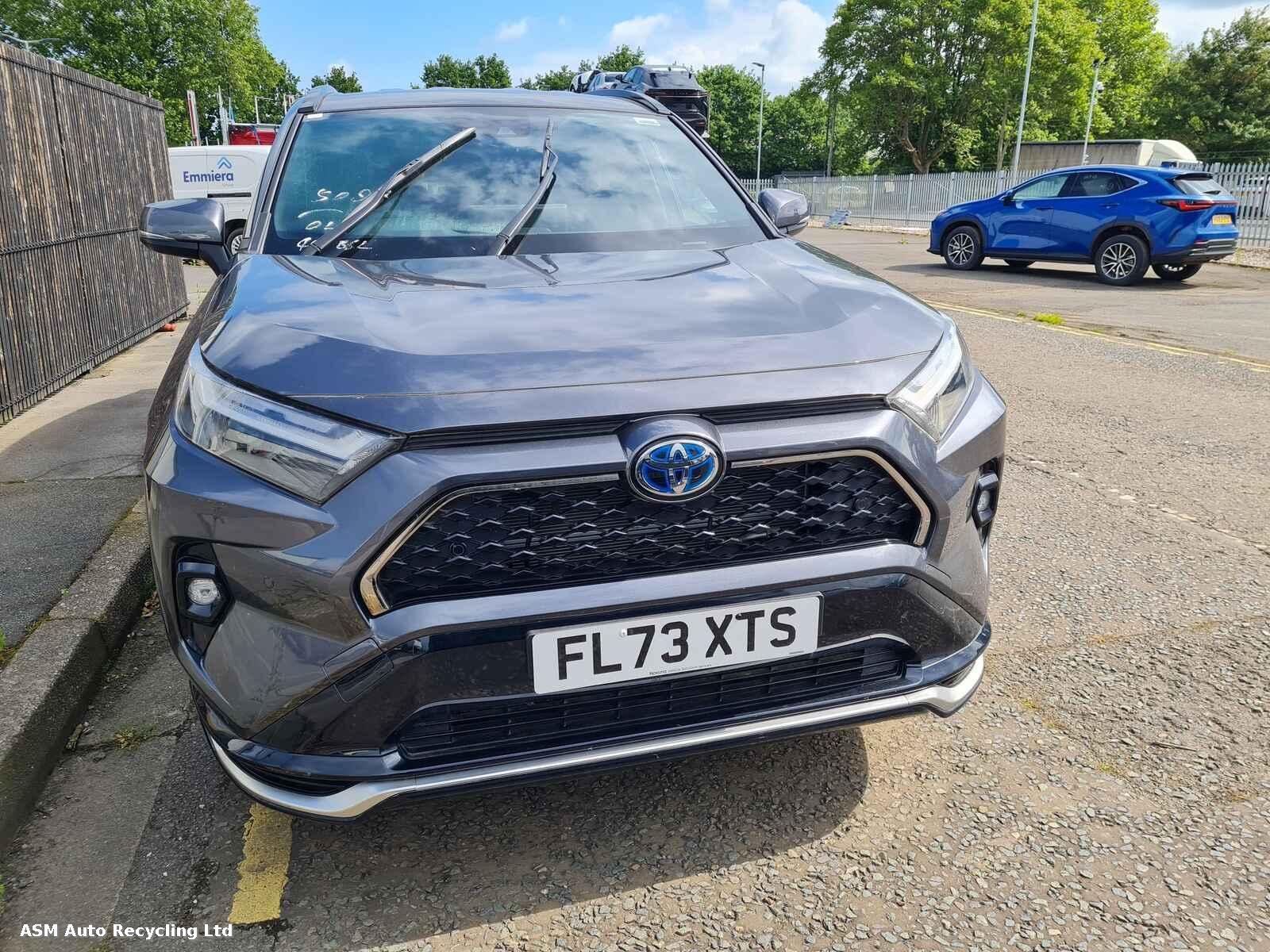 View Auto part Toyota Rav 4 2023 5 Door Estate Breaking
