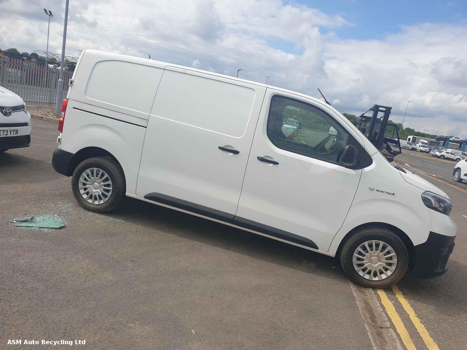 View Auto part Toyota Proace 2021 Unknown Van Breaking