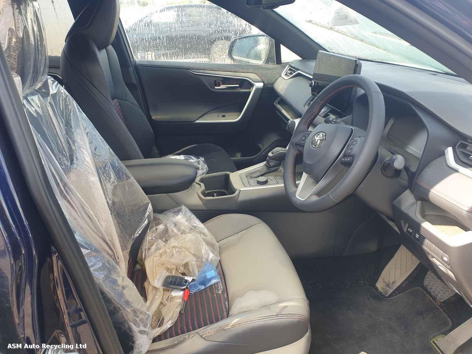 View Auto part Toyota Rav 4 2023 5 Door Estate Breaking
