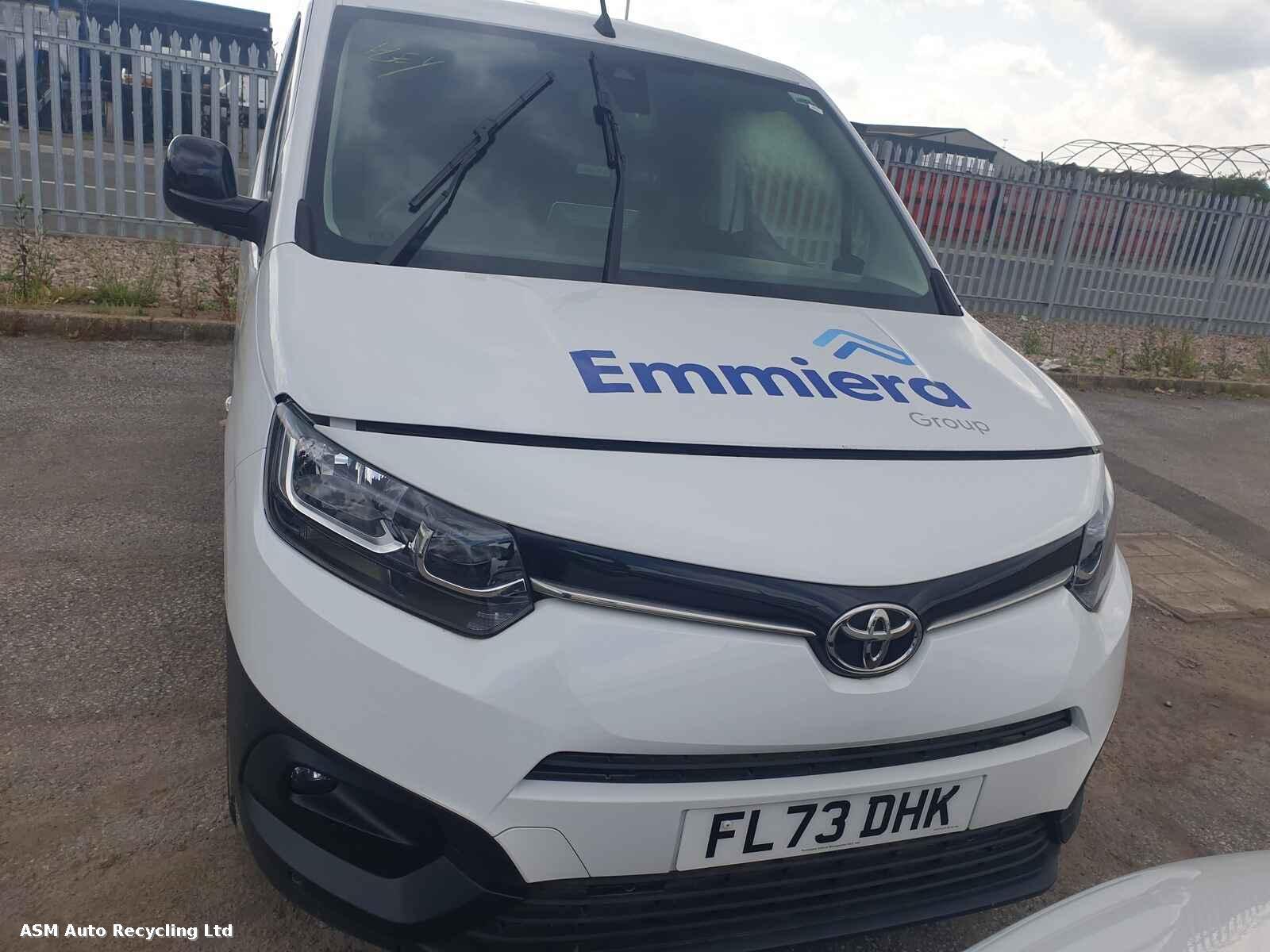 View Auto part Toyota Proace City 2023 Unknown Van Breaking