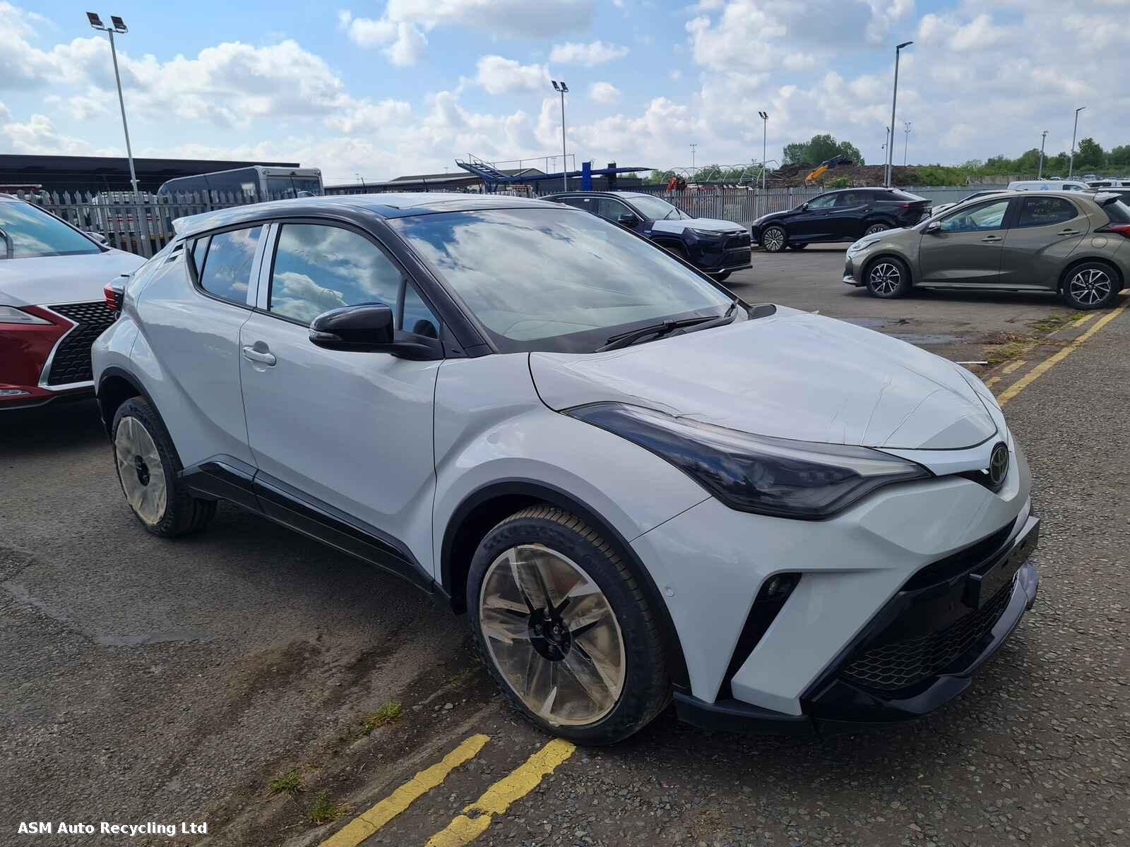 Image for a Toyota C-hr 2023 5 Door Hatchback Breaking