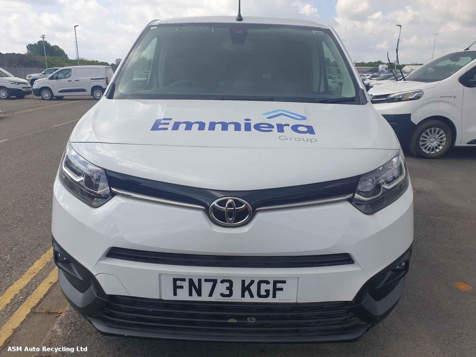 View Auto part Toyota Proace City 2023 Unknown Van Breaking