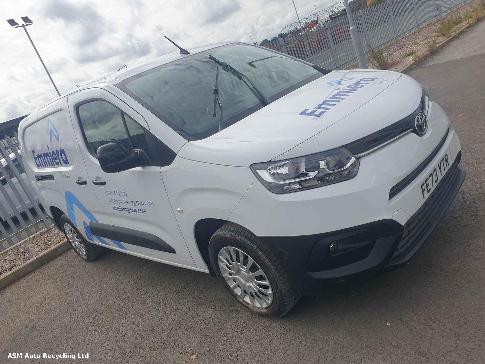 Image for a Toyota Proace City 2023 Unknown Van Breaking