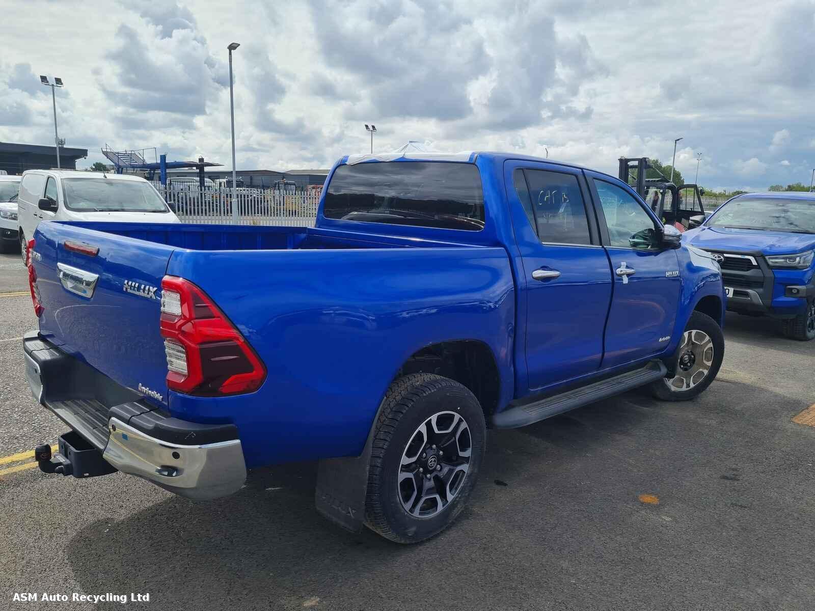 View Auto part Toyota Hilux 2024 Unknown Pickup Breaking