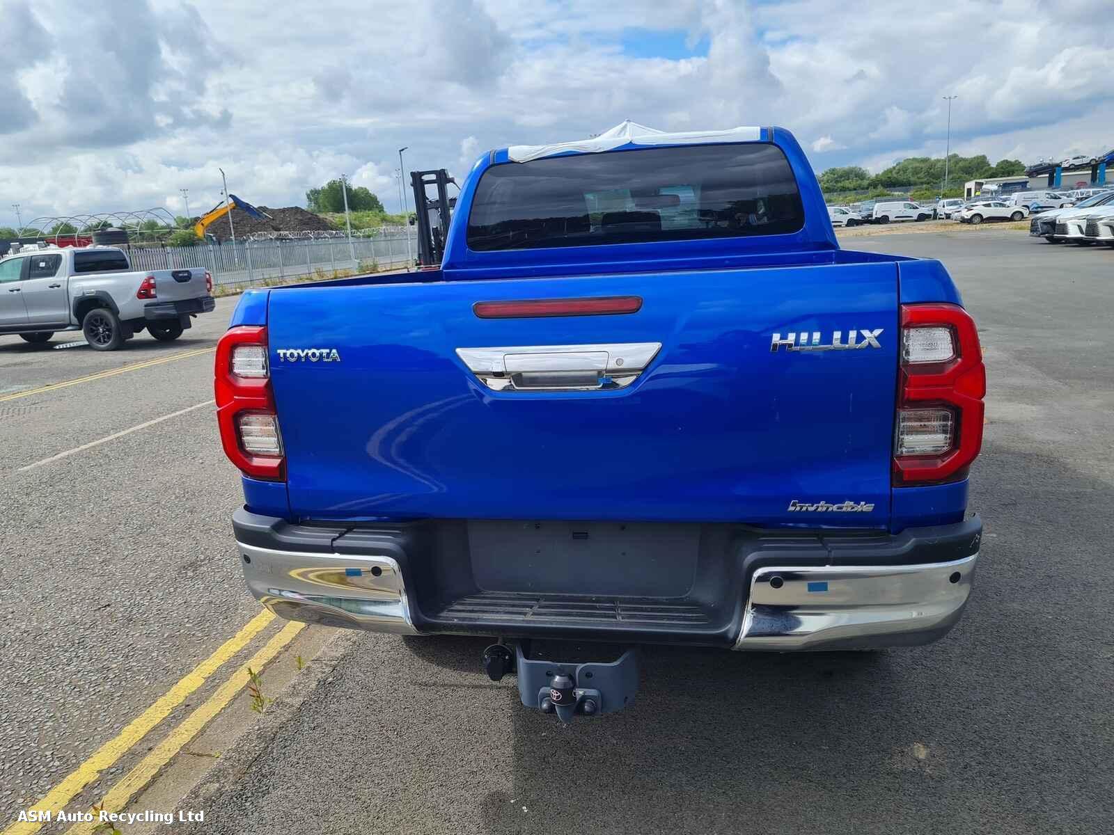 View Auto part Toyota Hilux 2024 Unknown Pickup Breaking