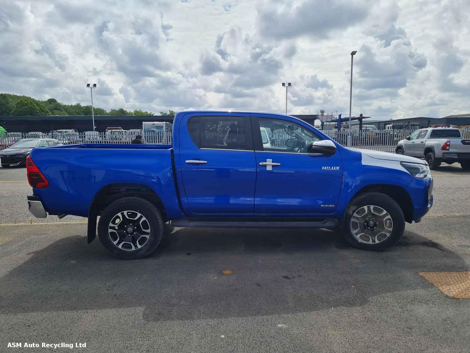 View Auto part Toyota Hilux 2024 Unknown Pickup Breaking