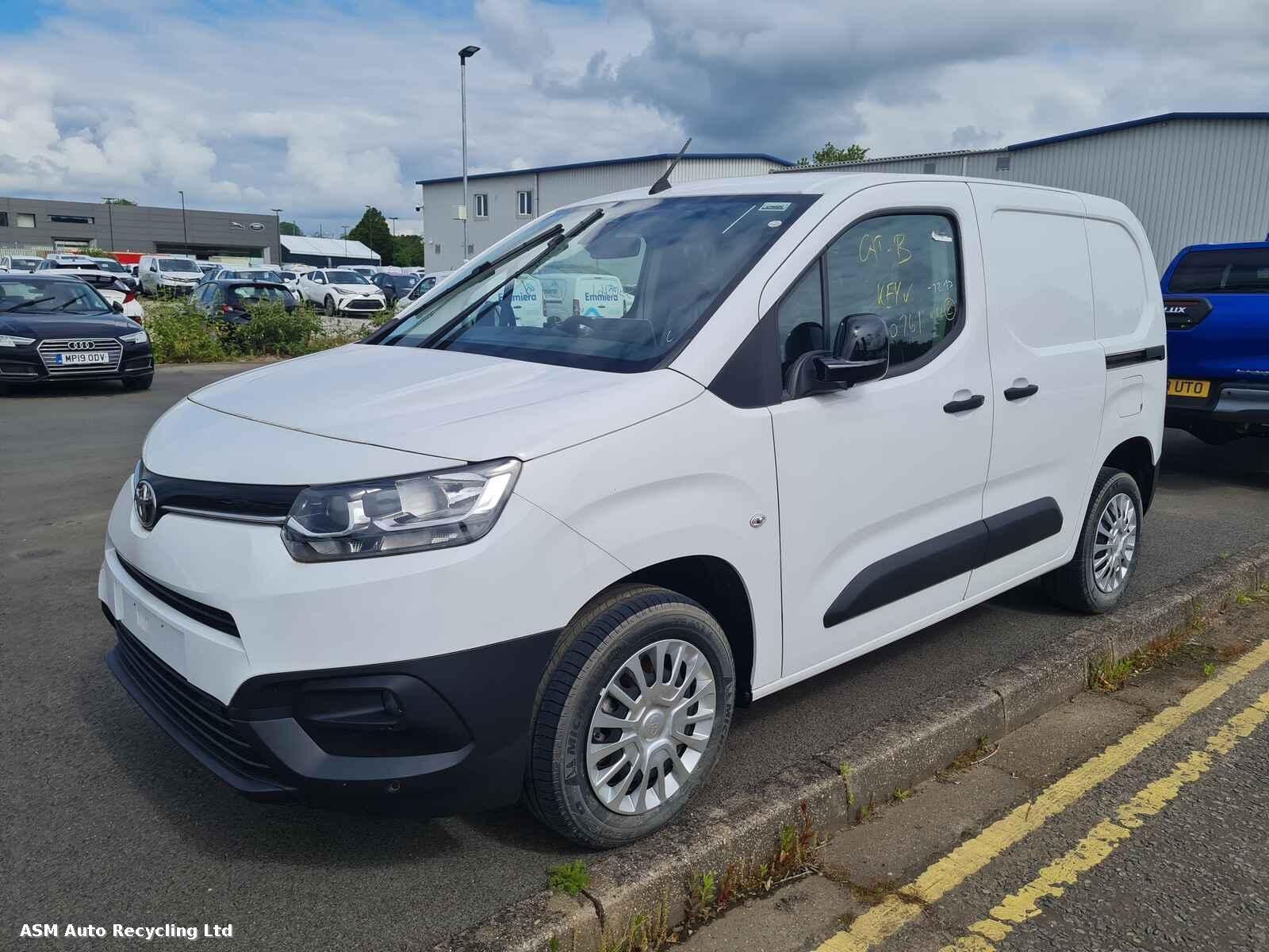 View Auto part Toyota Proace City 2022 Unknown Van Breaking