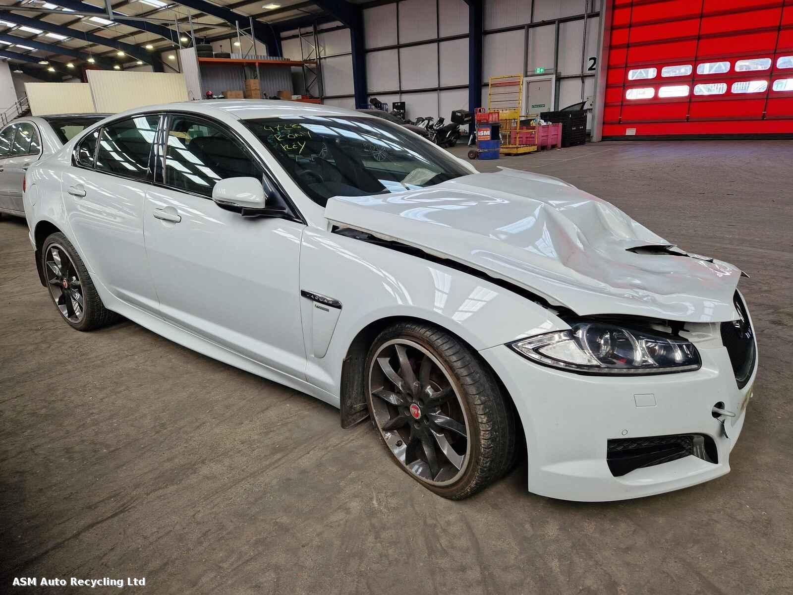 Image for a Jaguar Xf 2015 4 Door Saloon Breaking