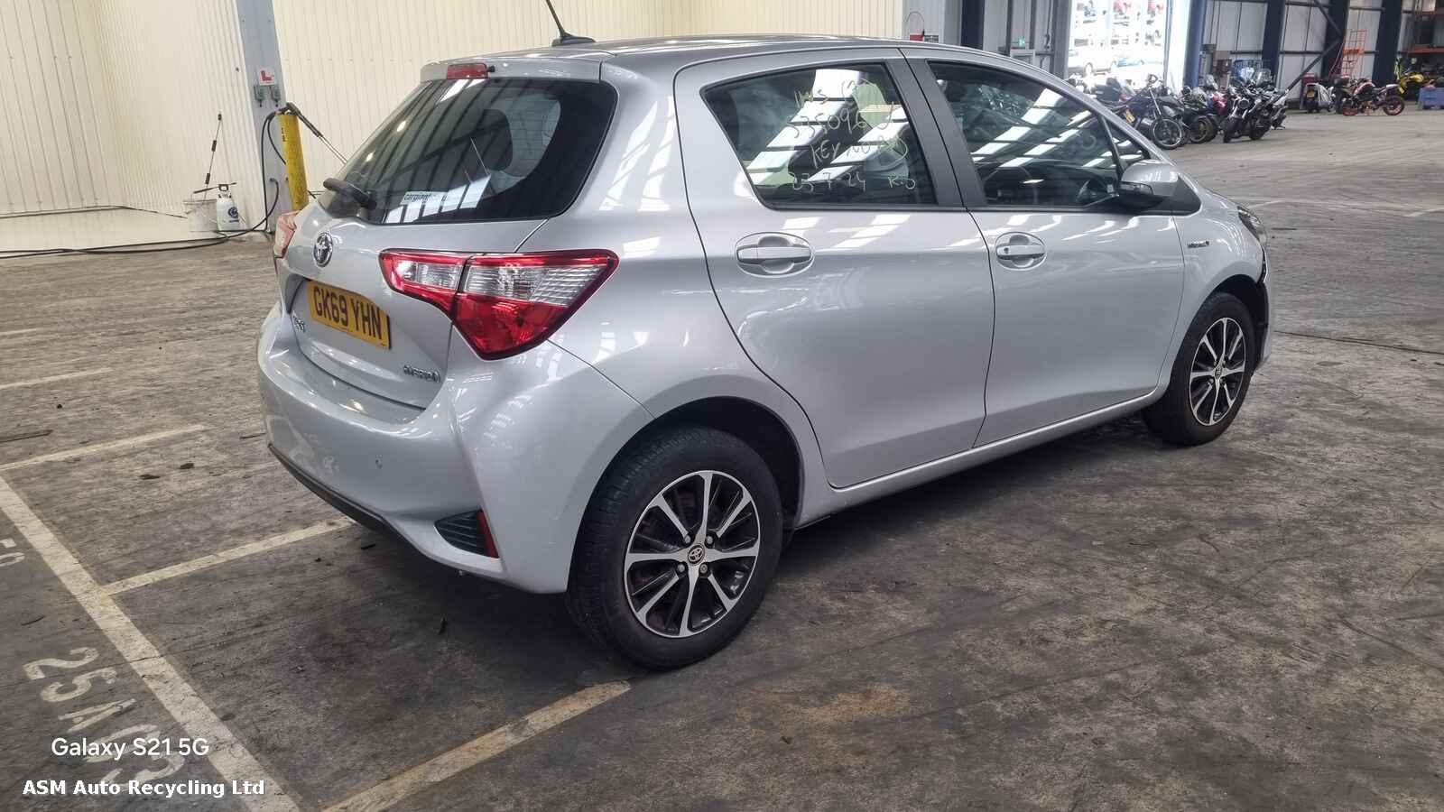 View Auto part Toyota Yaris 2019 5 Door Hatchback Breaking