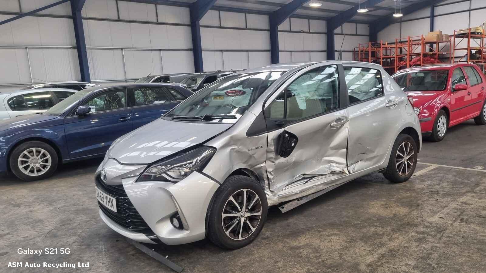 View Auto part Toyota Yaris 2019 5 Door Hatchback Breaking