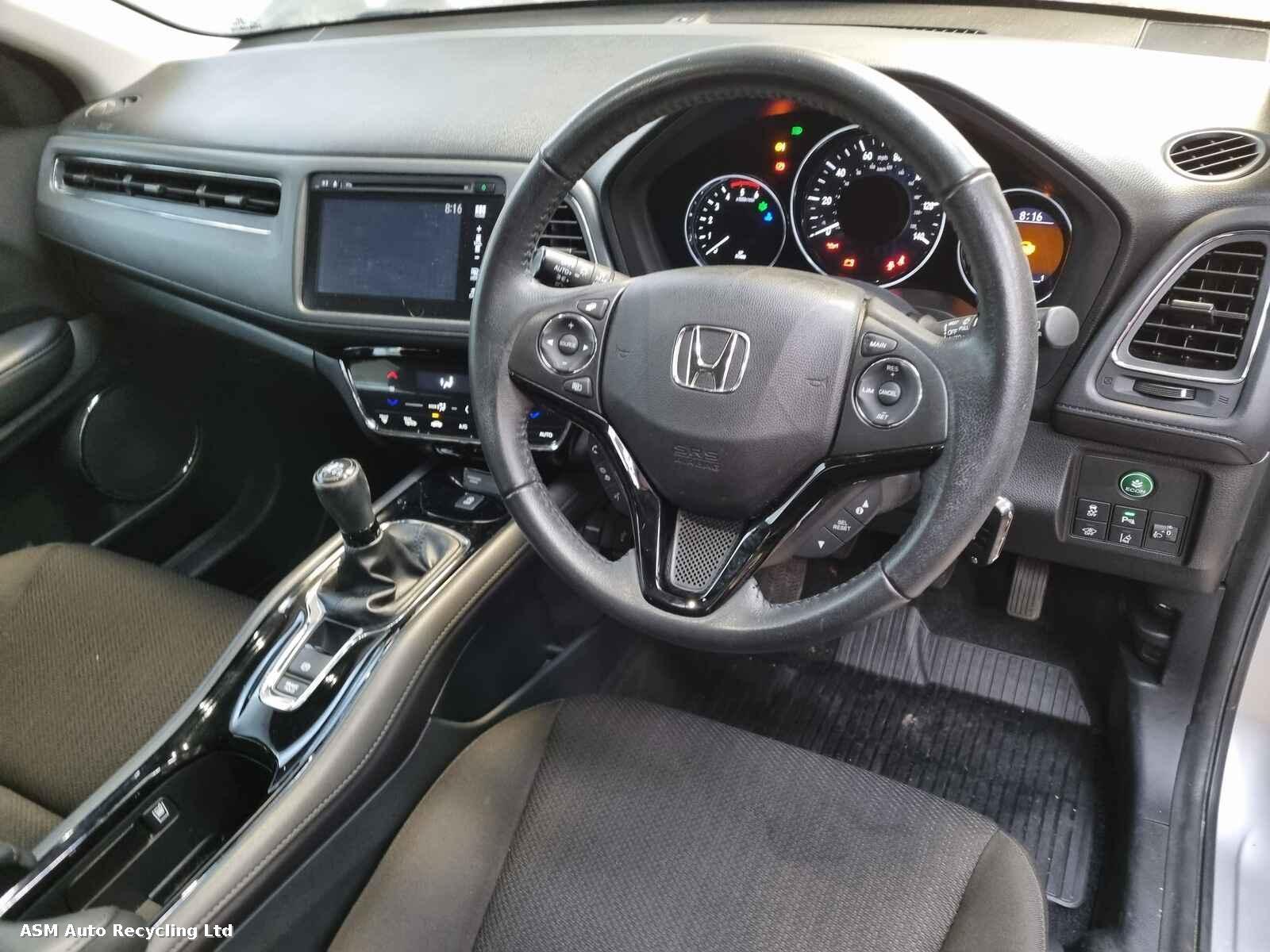View Auto part Honda Hrv 2017 5 Door Hatchback Breaking