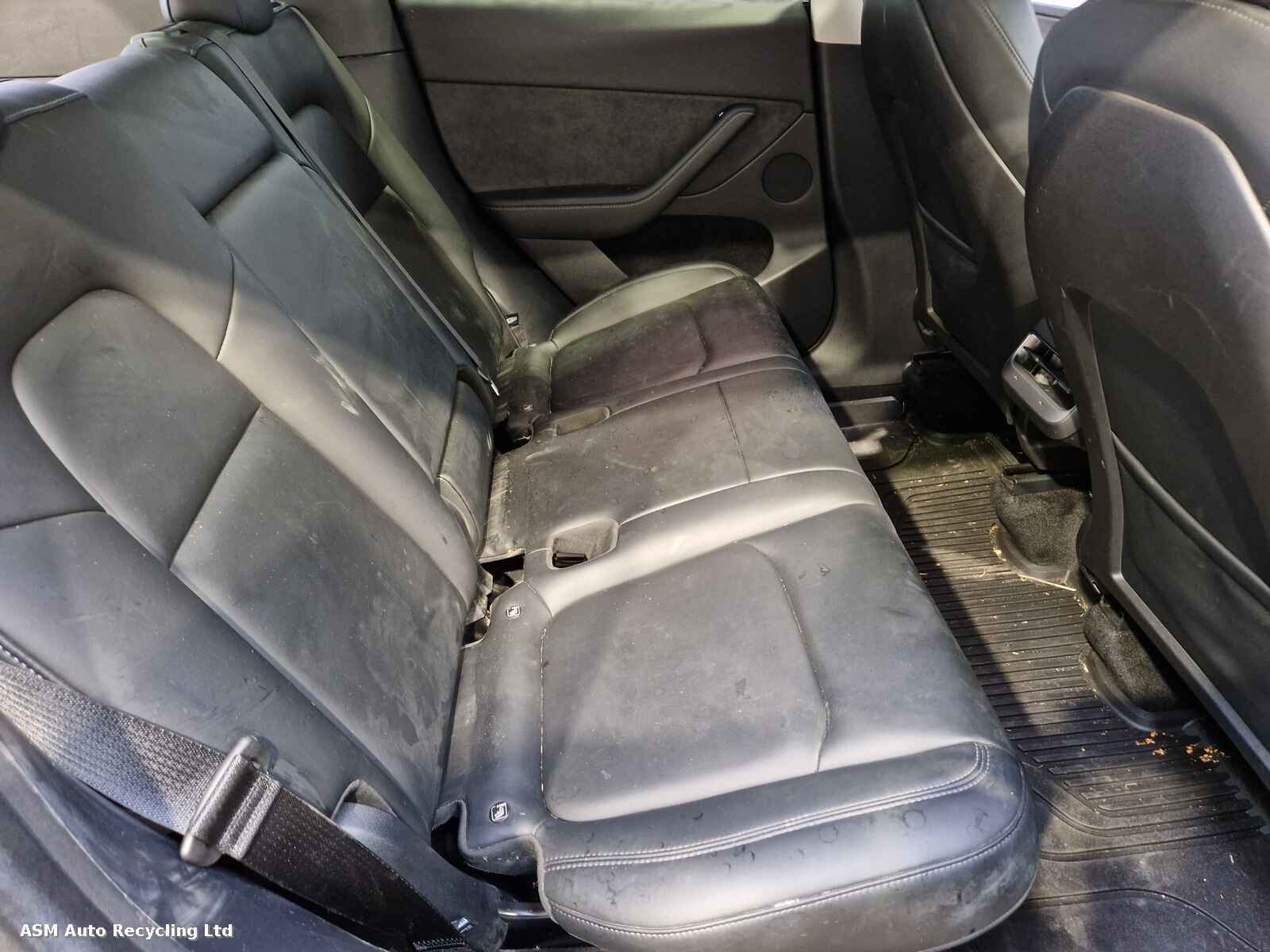 View Auto part Tesla Model Y 2022 5 Door Mpv Breaking