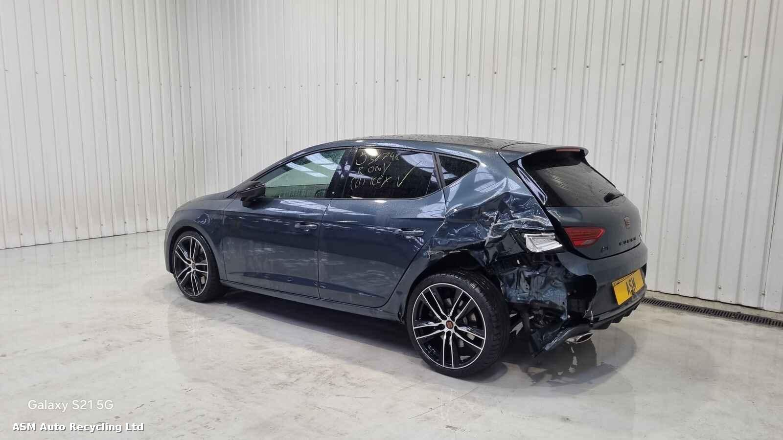 View Auto part Seat Leon 2019 5 Door Hatchback Breaking