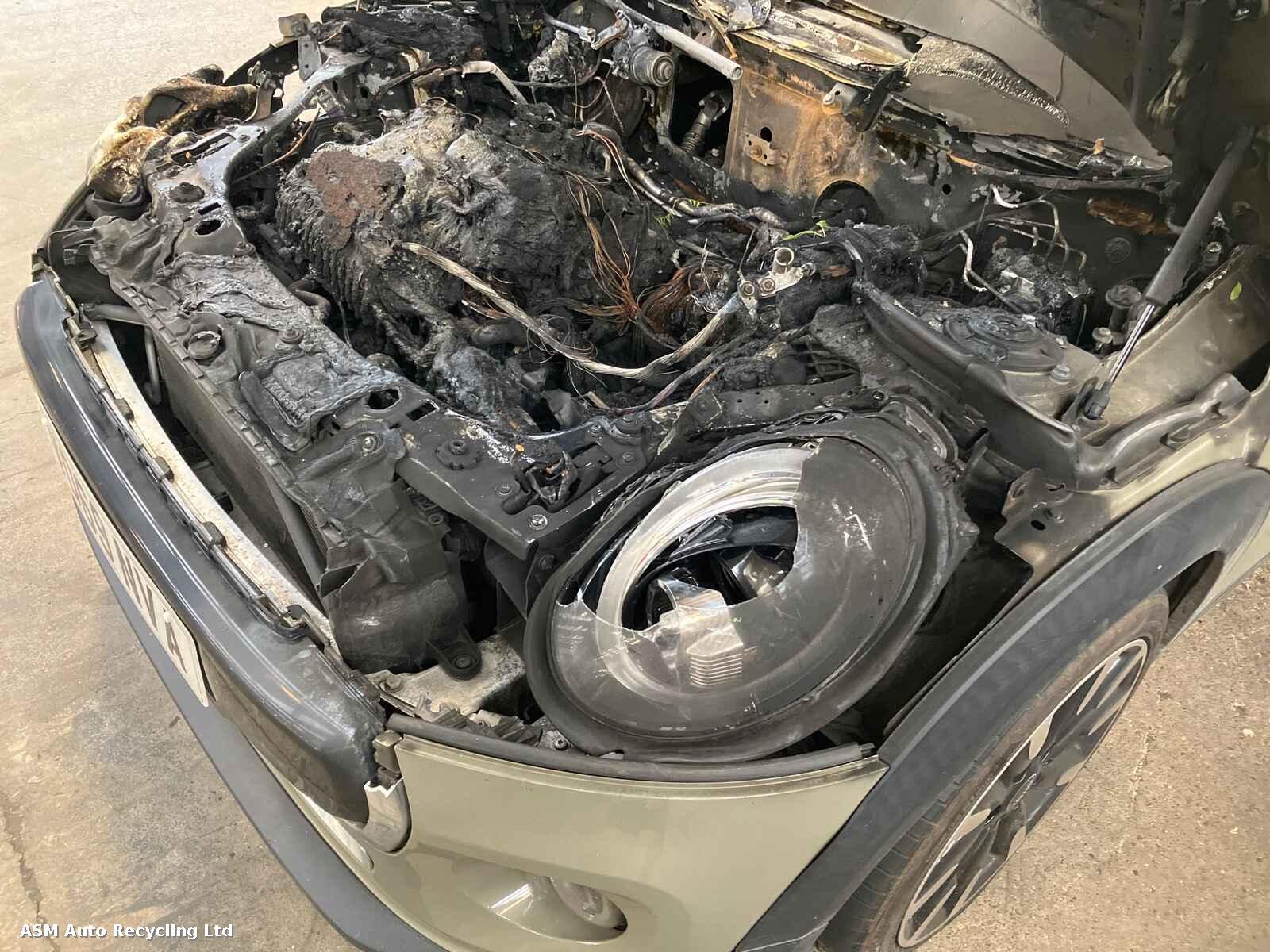 Mini (bmw) Mini 2019 5 Door Hatchback Breaking View Auto part Mini (bmw) Mini 2019 5 Door Hatchback Breaking