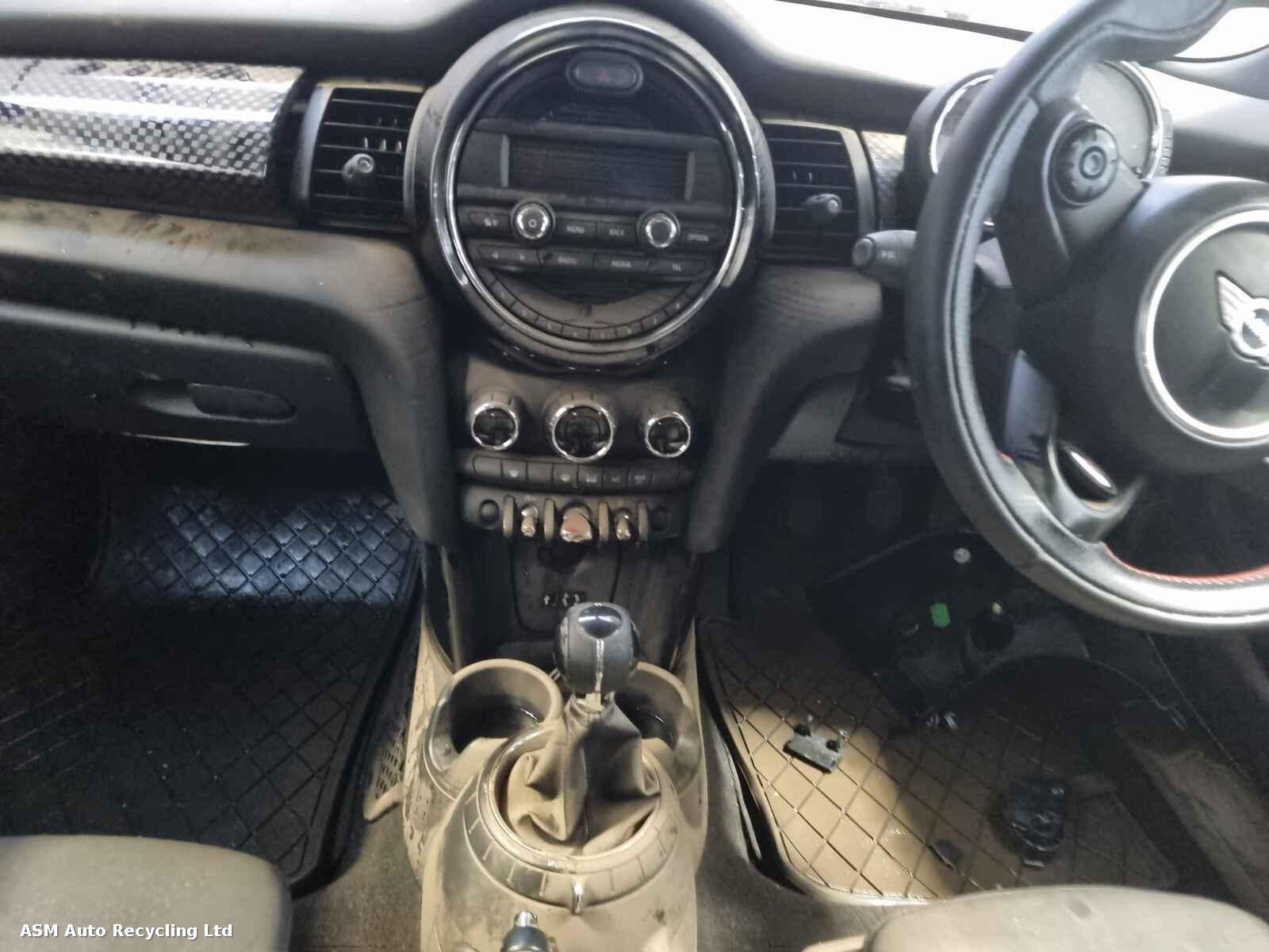View Auto part Mini (bmw) Mini 2014 3 Door Hatchback Breaking