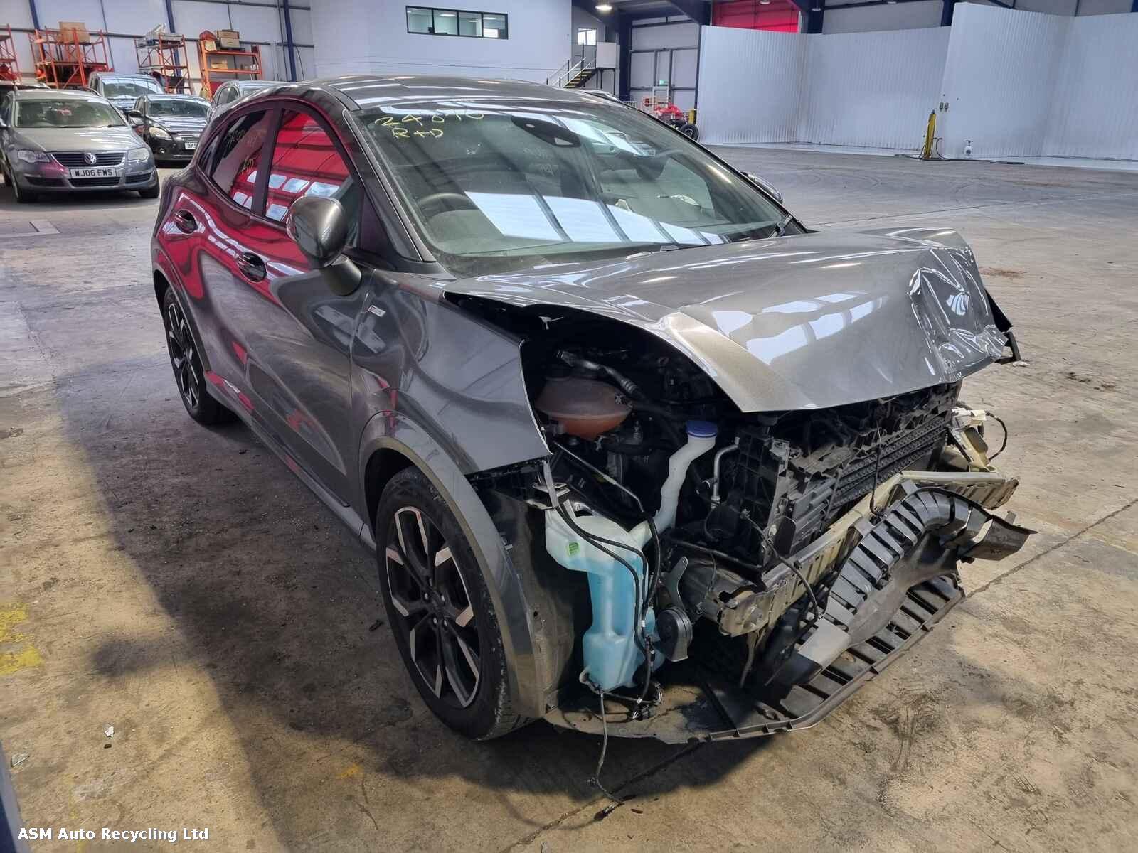 Image for a Ford Puma 2021 5 Door Hatchback Breaking