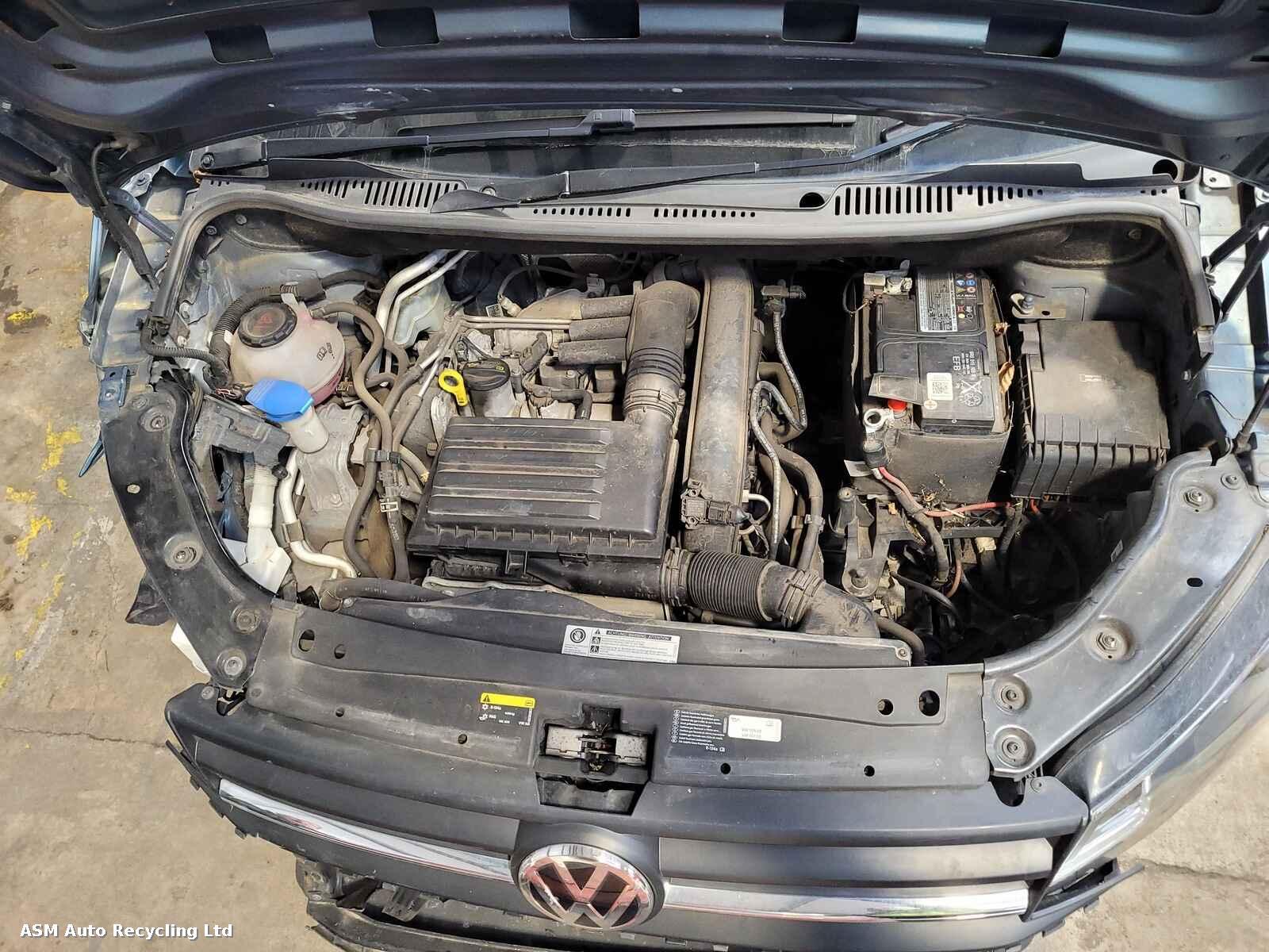 View Auto part Volkswagen Caddy 2018 Unknown Van Breaking