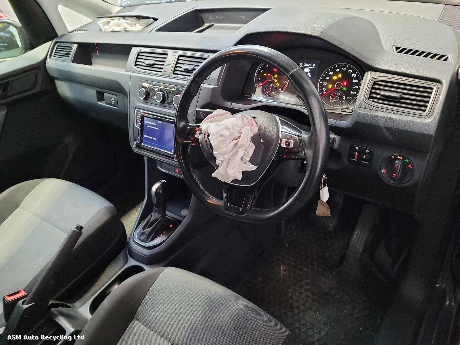 View Auto part Volkswagen Caddy 2018 Unknown Van Breaking