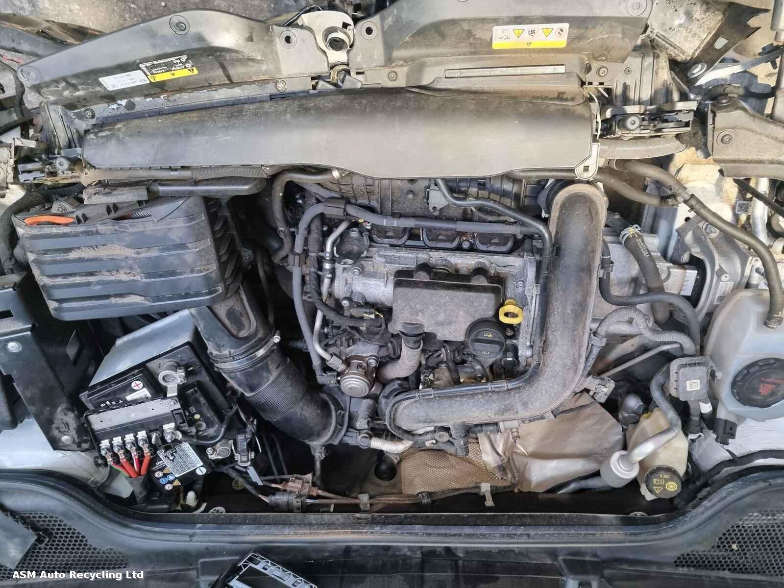 Skoda Kamiq 2022 5 Door Hatchback Breaking View Auto part Skoda Kamiq 2022 5 Door Hatchback Breaking