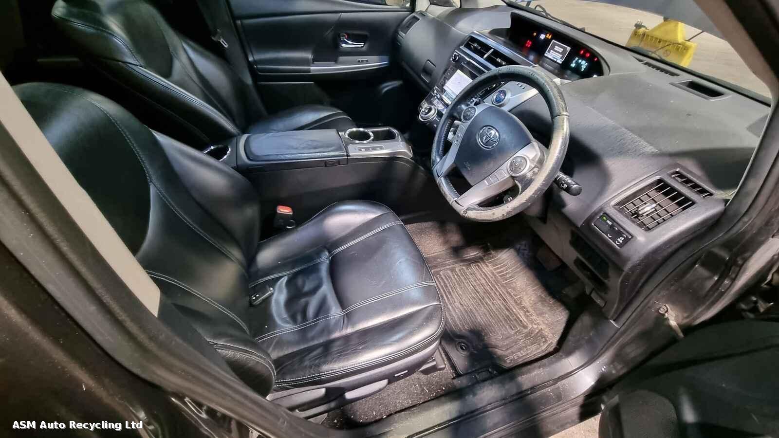 View Auto part Toyota Prius Plus 2016 5 Door Mpv Breaking