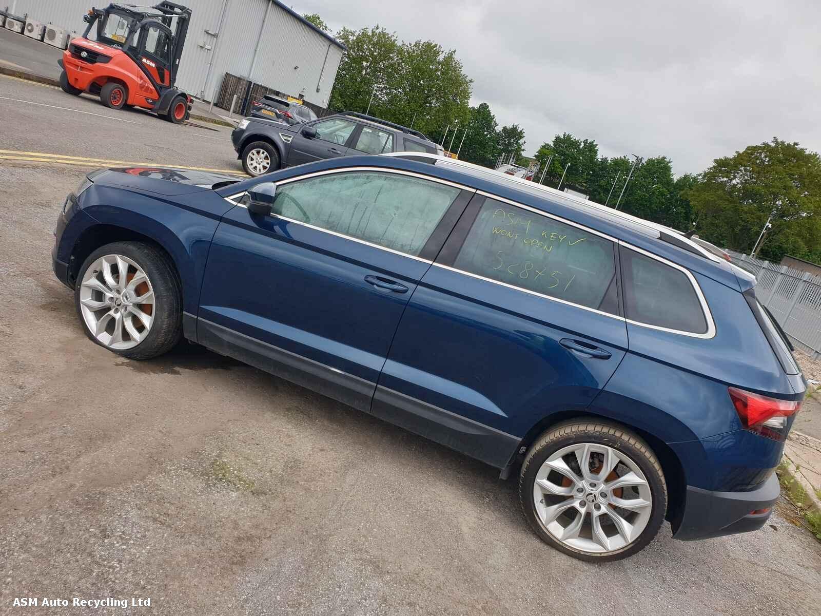 View Auto part Skoda Karoq 2020 5 Door Estate Breaking