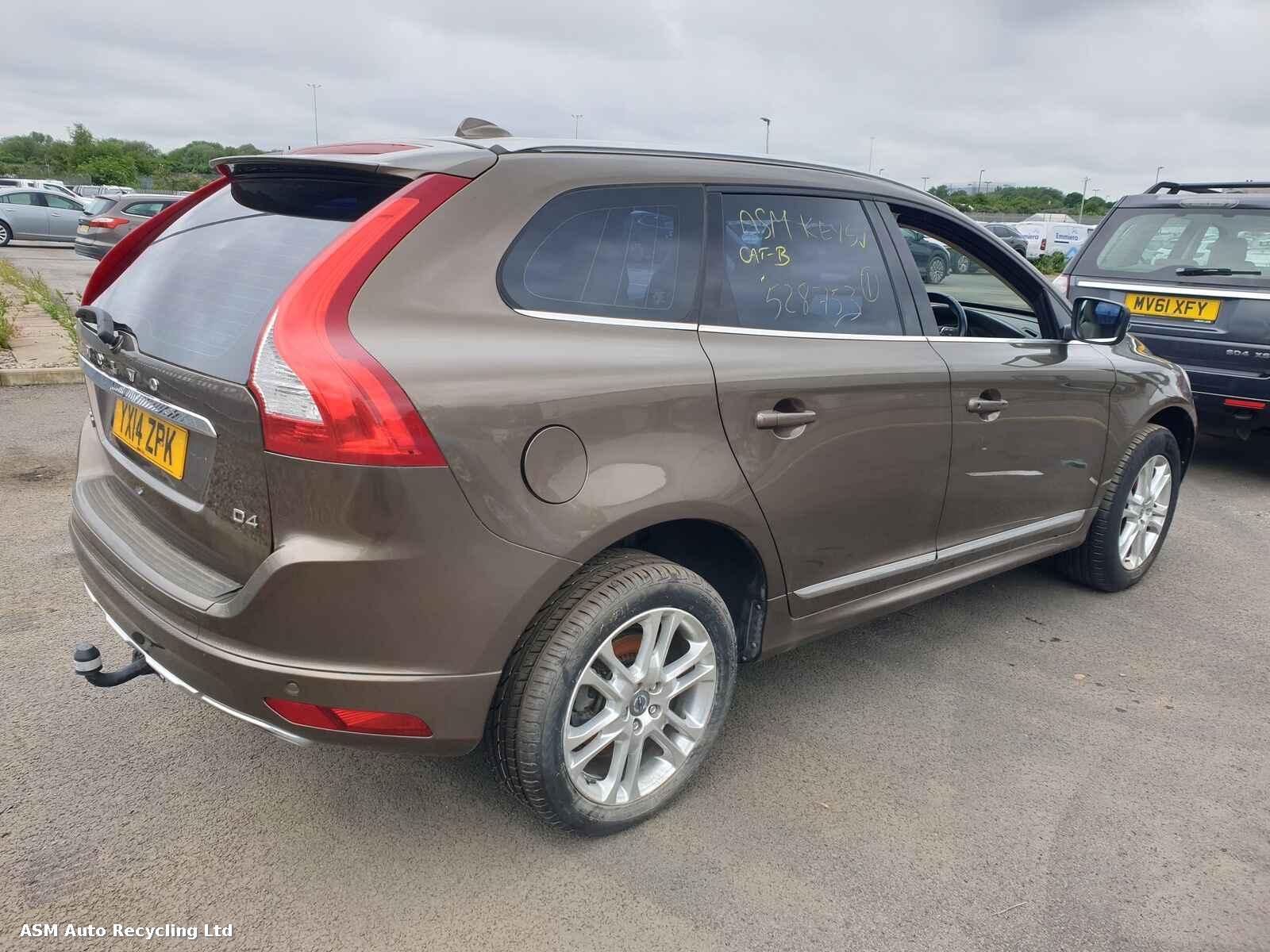 View Auto part Volvo Xc60 2014 5 Door Estate Breaking