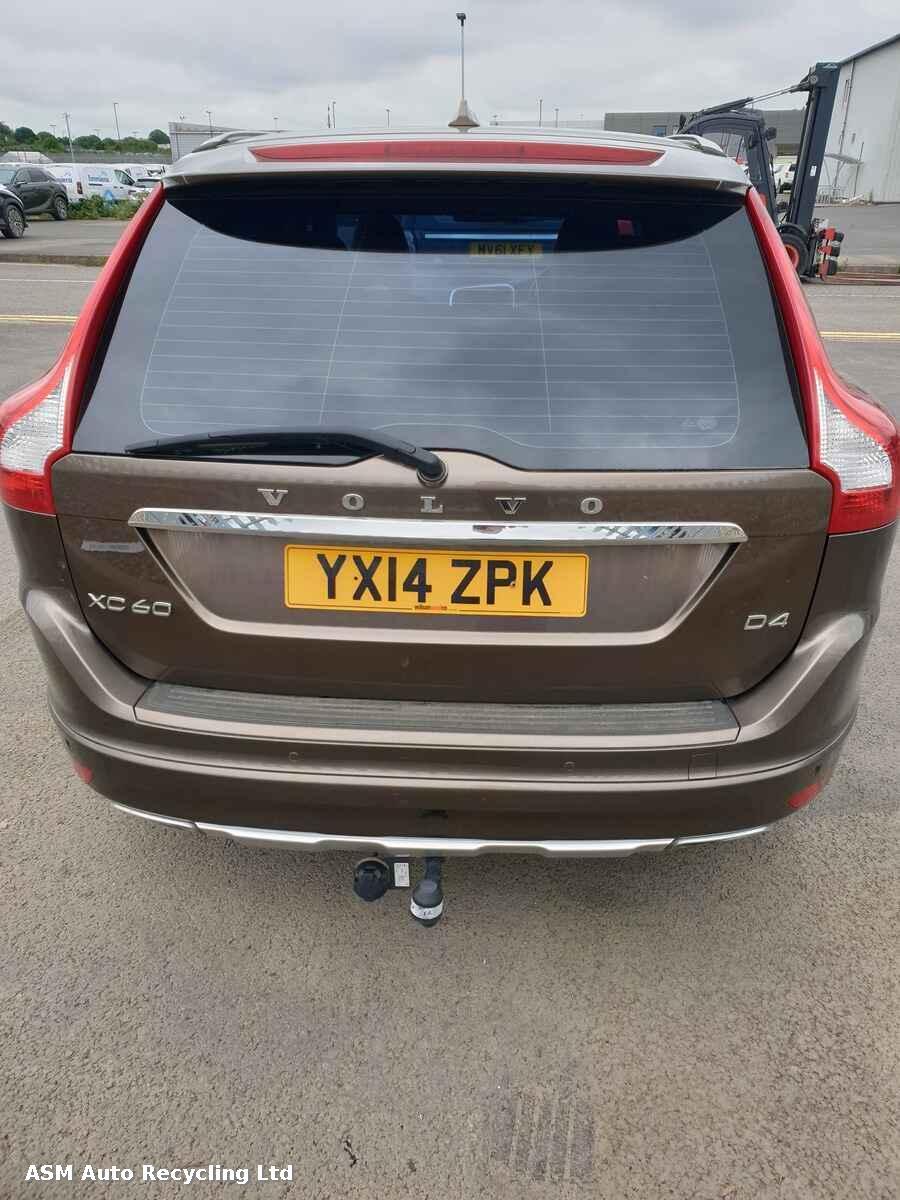 View Auto part Volvo Xc60 2014 5 Door Estate Breaking