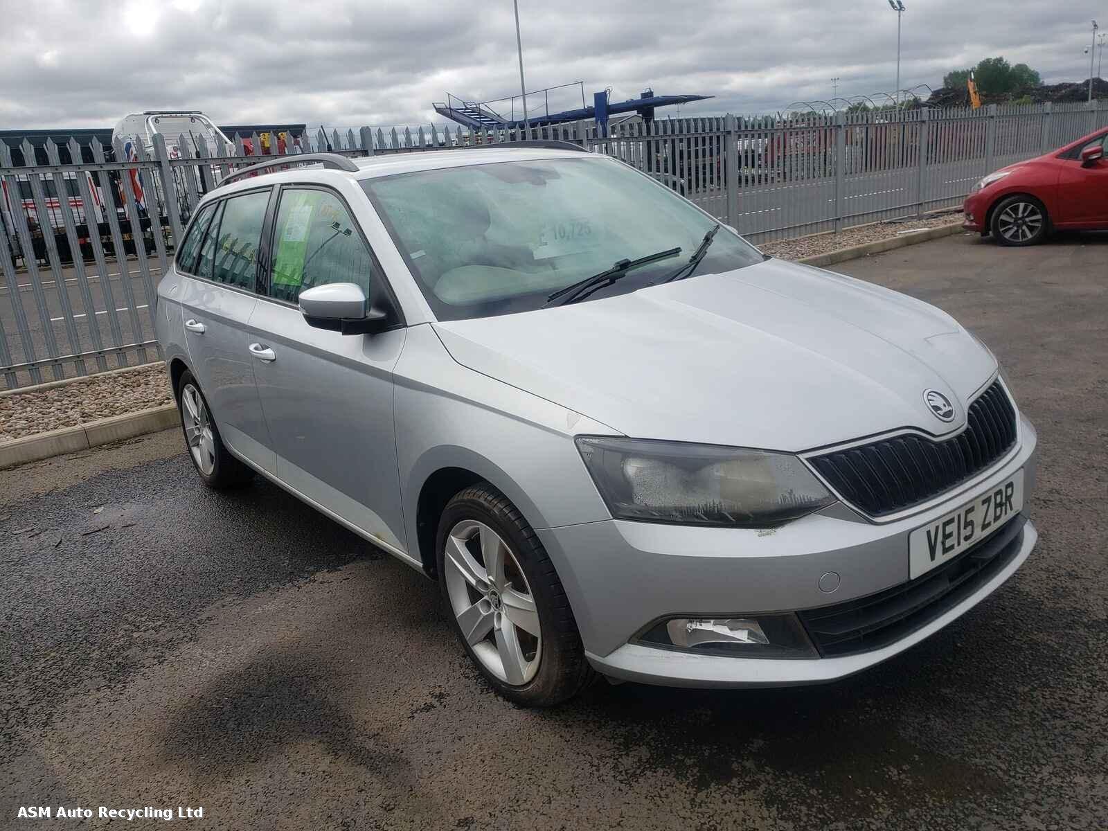 Image for a Skoda Fabia 2015 5 Door Estate Breaking