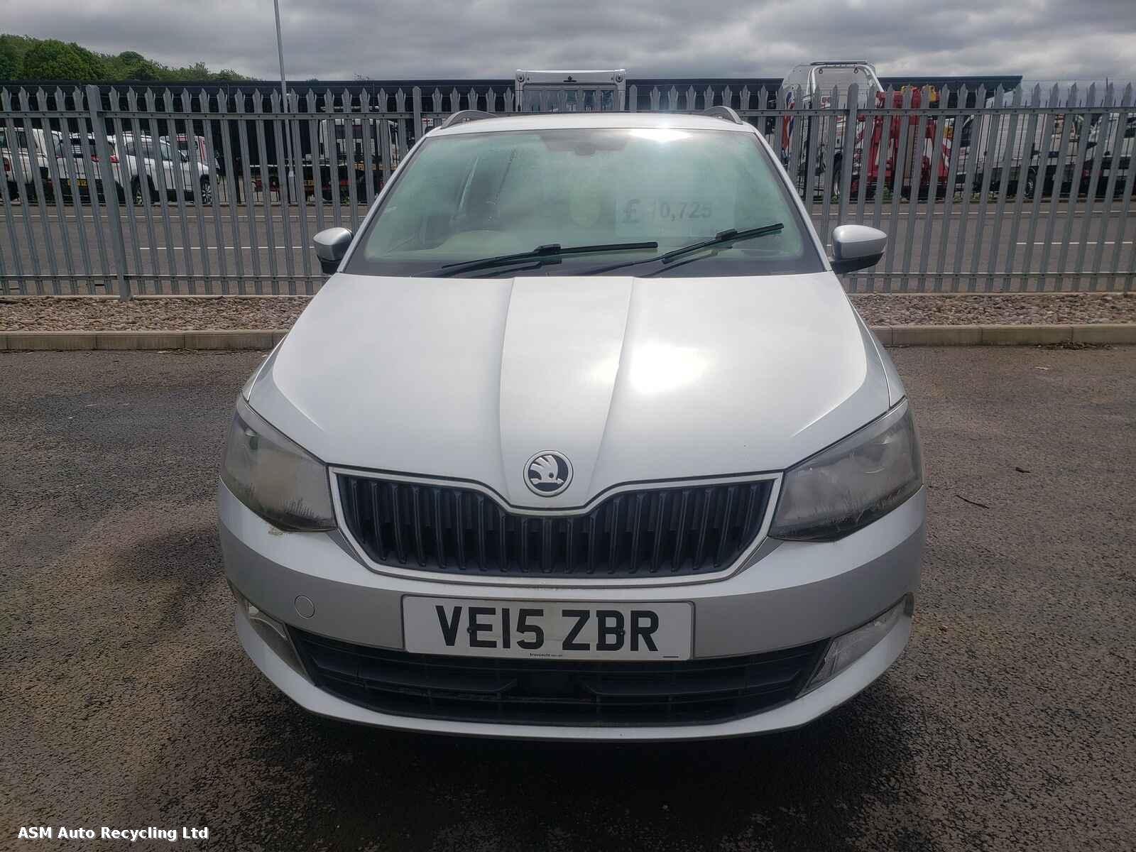 View Auto part Skoda Fabia 2015 5 Door Estate Breaking