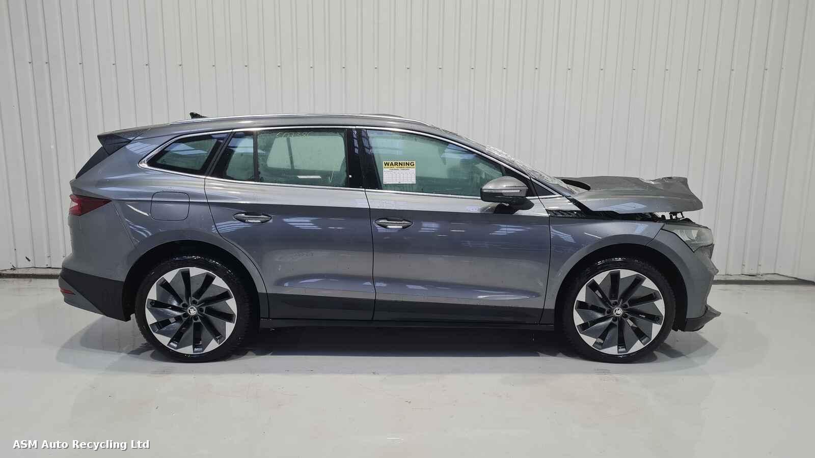 View Auto part Skoda Enyaq Iv 2023 5 Door Estate Breaking
