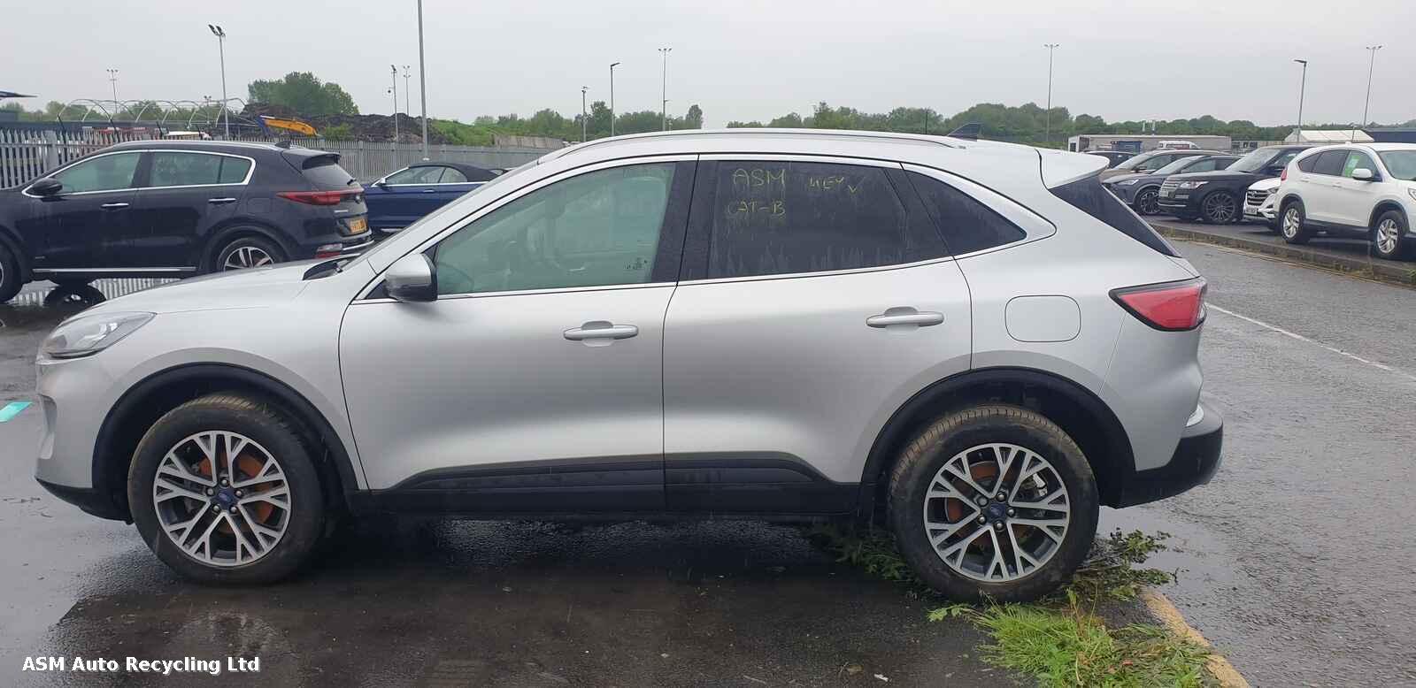 View Auto part Ford Kuga 2020 5 Door Hatchback Breaking