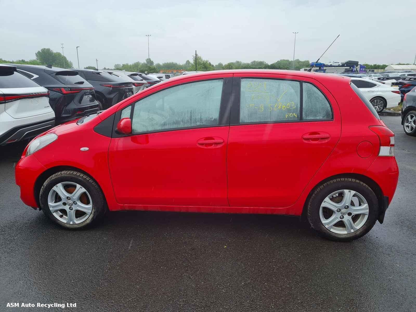 View Auto part Toyota Yaris 2011 5 Door Hatchback Breaking