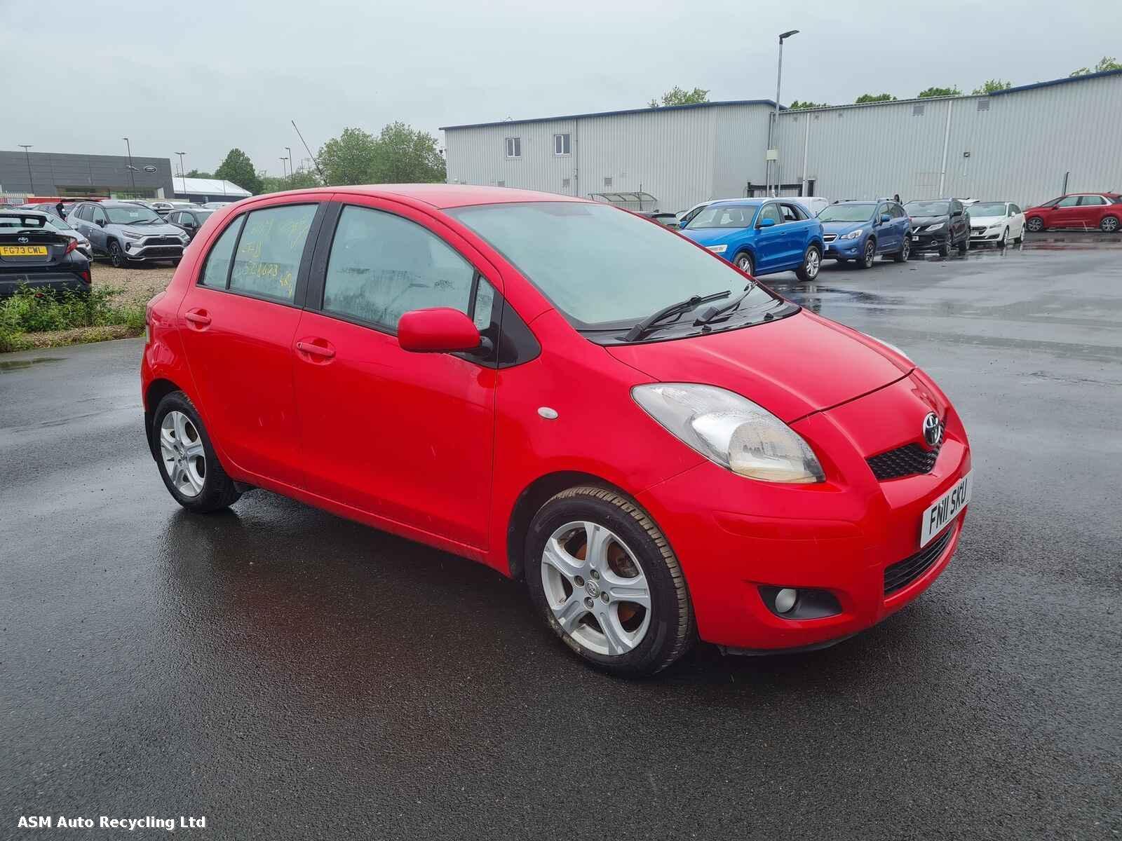 Image for a Toyota Yaris 2011 5 Door Hatchback Breaking