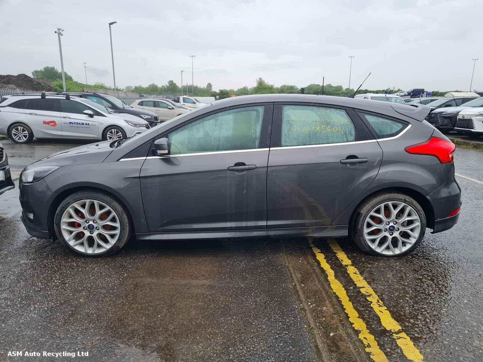 View Auto part Ford Focus 2015 5 Door Hatchback Breaking