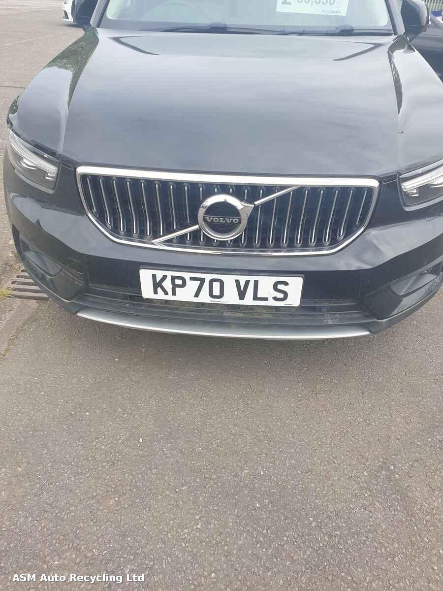 View Auto part Volvo Xc40 2020 5 Door Estate Breaking
