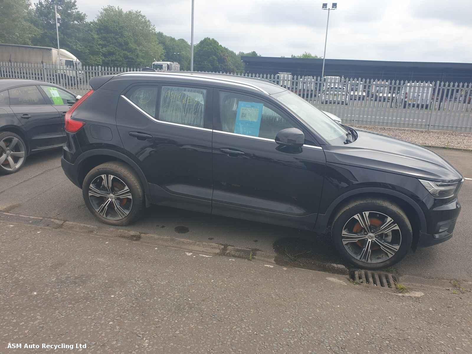 View Auto part Volvo Xc40 2020 5 Door Estate Breaking