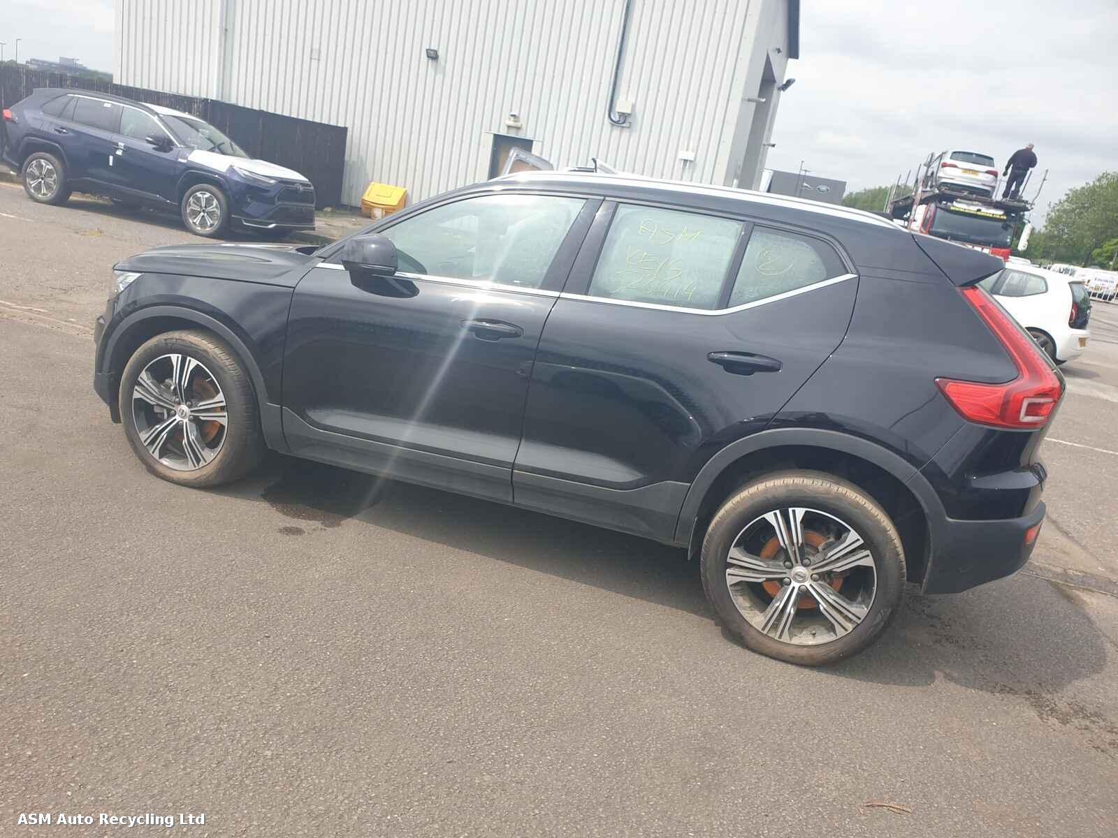 View Auto part Volvo Xc40 2020 5 Door Estate Breaking