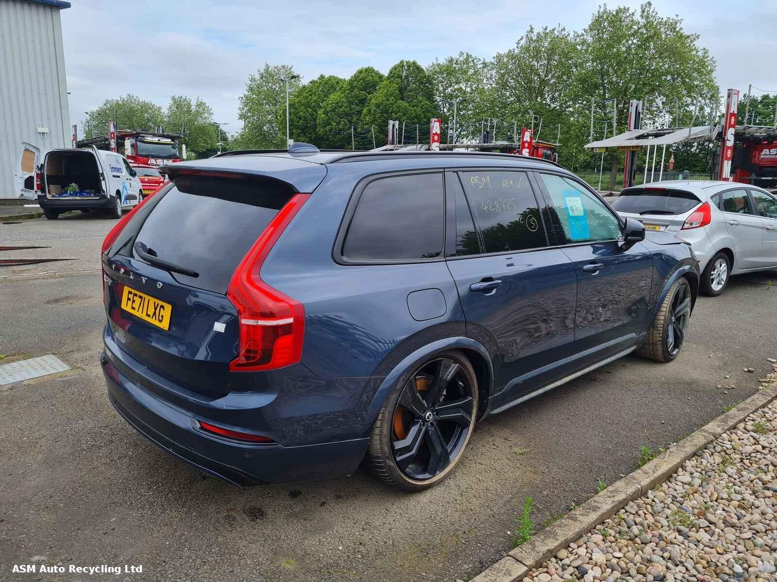 View Auto part Volvo Xc90 2021 5 Door Estate Breaking