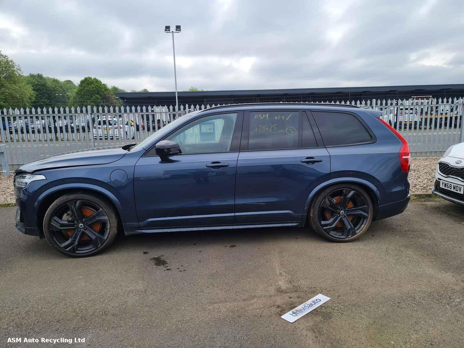 View Auto part Volvo Xc90 2021 5 Door Estate Breaking