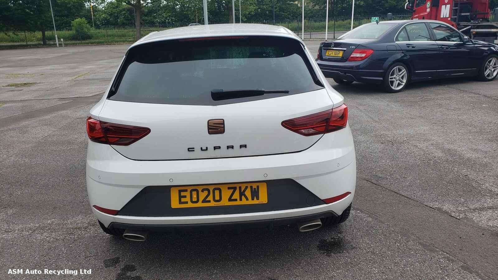 View Auto part Seat Leon 2020 5 Door Hatchback Breaking