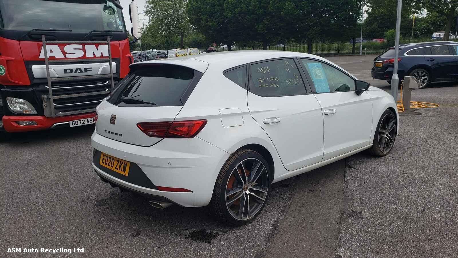 View Auto part Seat Leon 2020 5 Door Hatchback Breaking