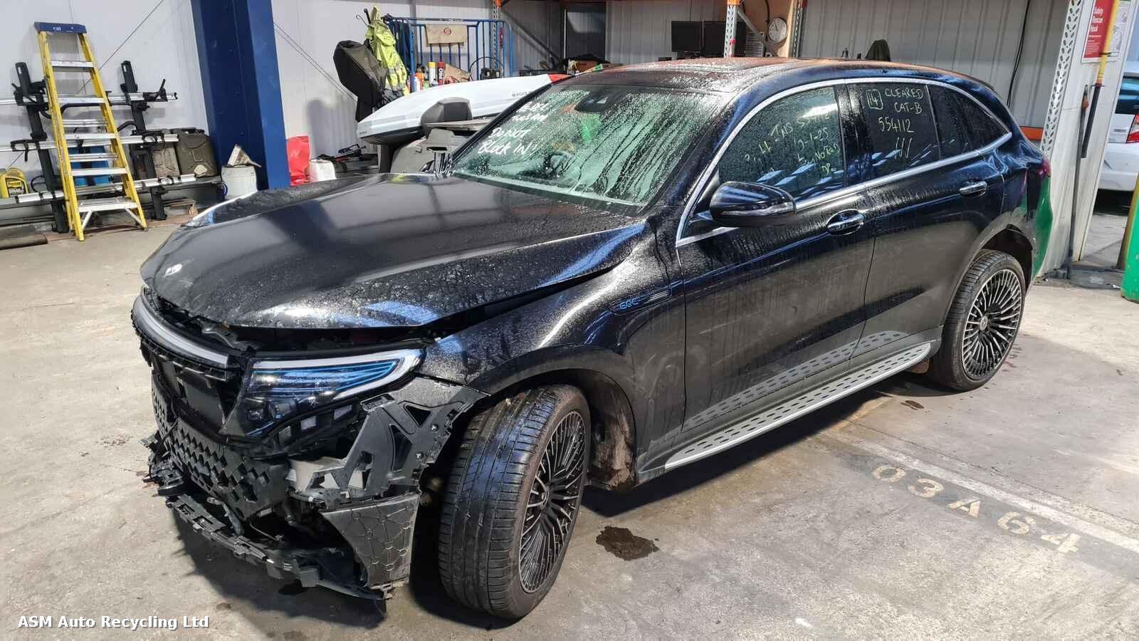 View Auto part Mercedes Eqc 2022 5 Door Estate Breaking