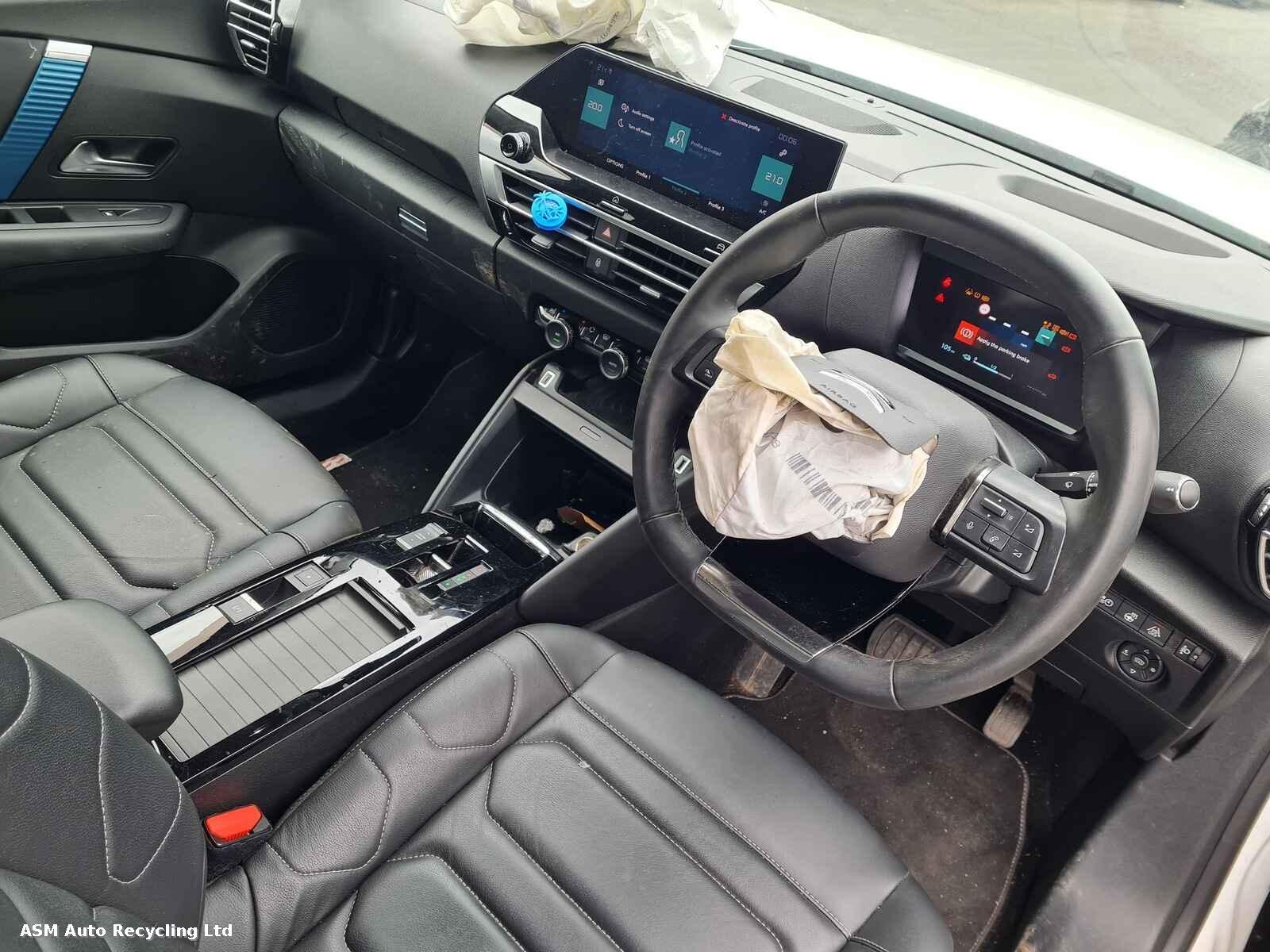 View Auto part Citroen C4 2021 5 Door Hatchback Breaking