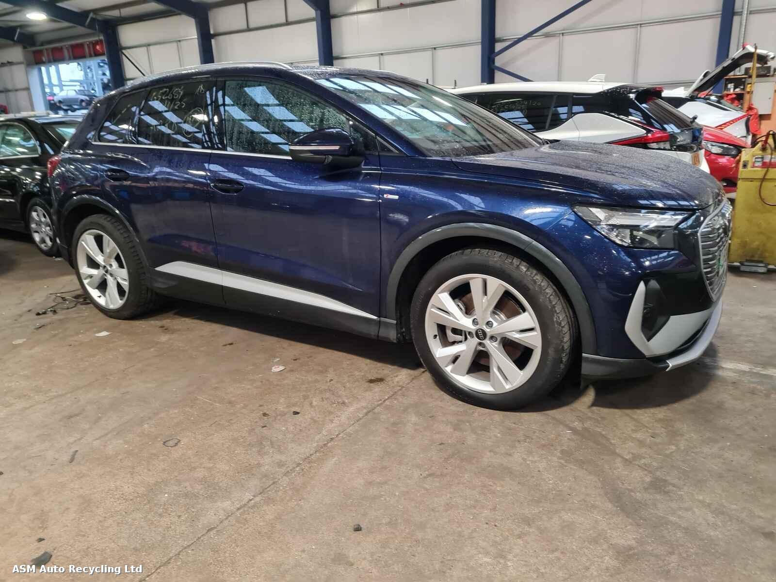 Image for a Audi Q4 E-tron 2024 5 Door Estate Breaking